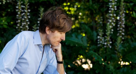 New video: Nicolas Godin – The Border